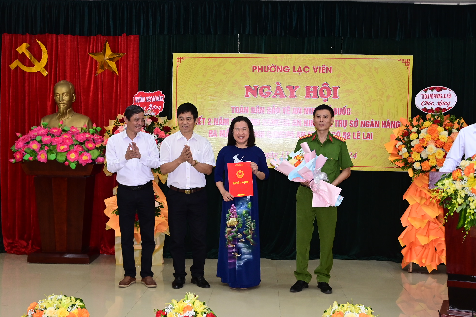 Quận Ngô Quyền: Phường Lạc Viên tổ chức “Điểm” Ngày Hội toàn dân bảo vệ an ninh Tổ quốc và ra mắt Mô hình Camera an ninh tại ngõ 52 Lê Lai